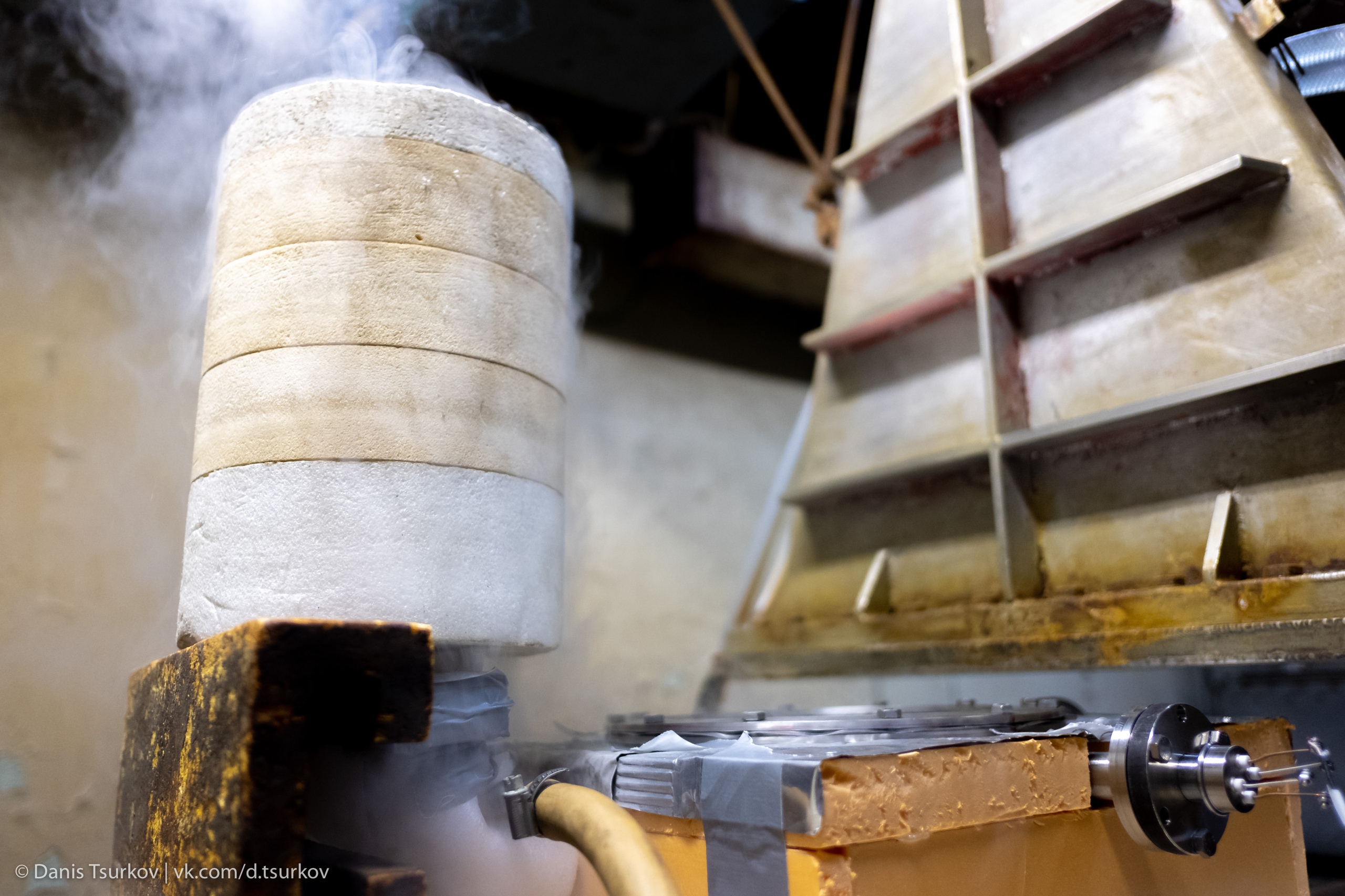 Оборудование для облучения образцов электронами. Источник: Владимир Чепцов